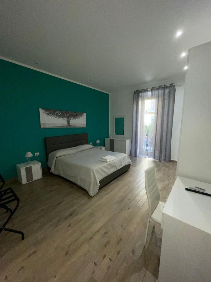 Dormire A Napoli Centro Holiday House Casa Vacanza Экстерьер фото