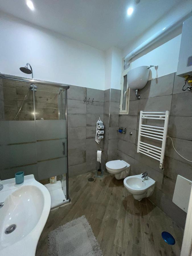 Dormire A Napoli Centro Holiday House Casa Vacanza Экстерьер фото