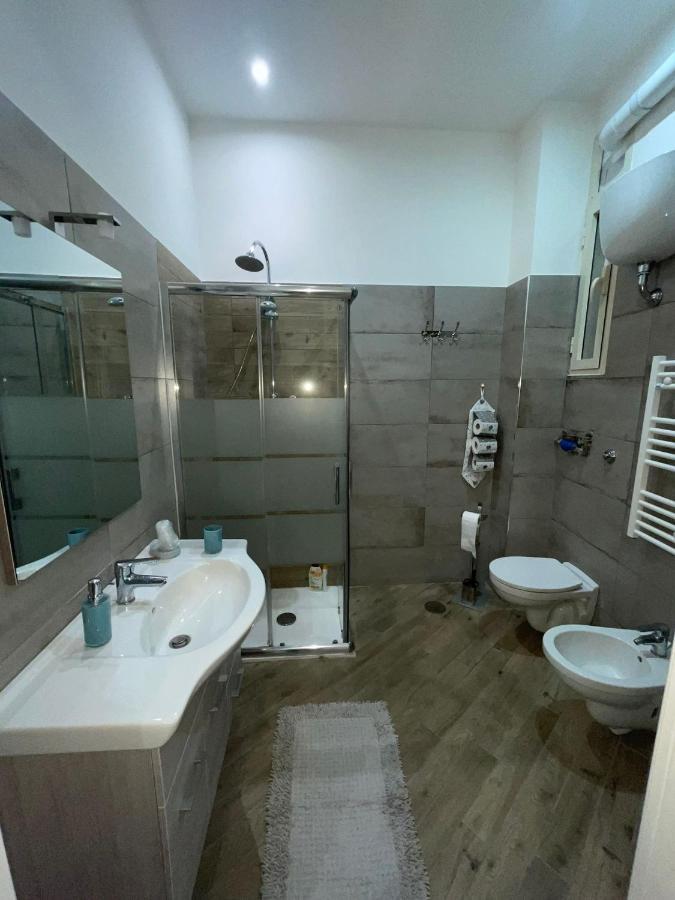 Dormire A Napoli Centro Holiday House Casa Vacanza Экстерьер фото