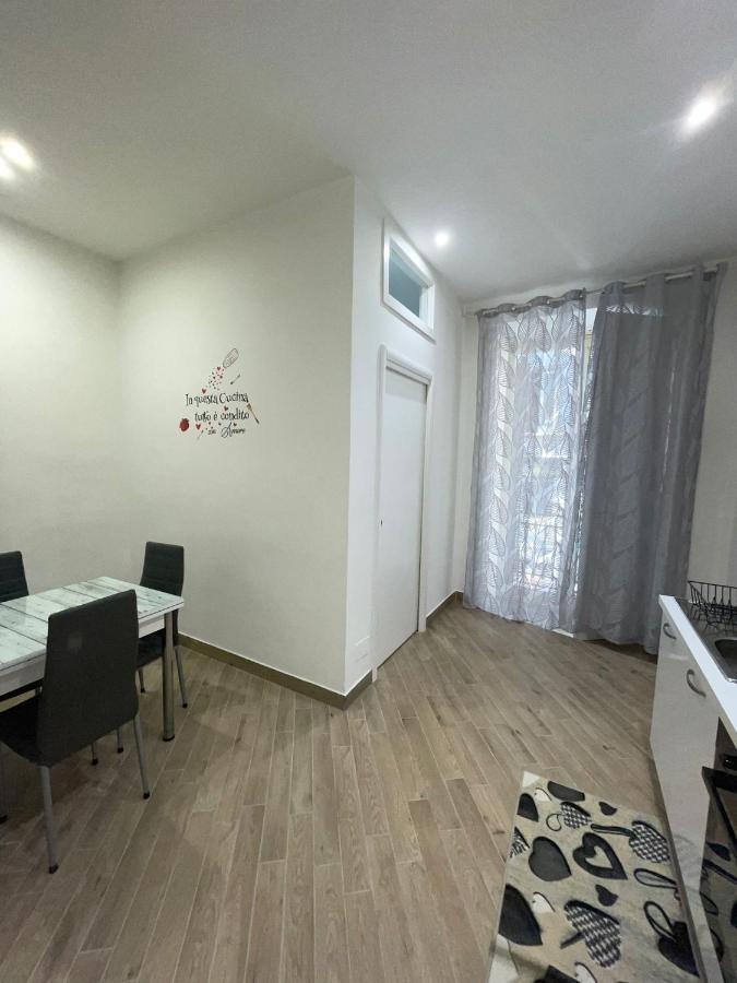 Dormire A Napoli Centro Holiday House Casa Vacanza Экстерьер фото