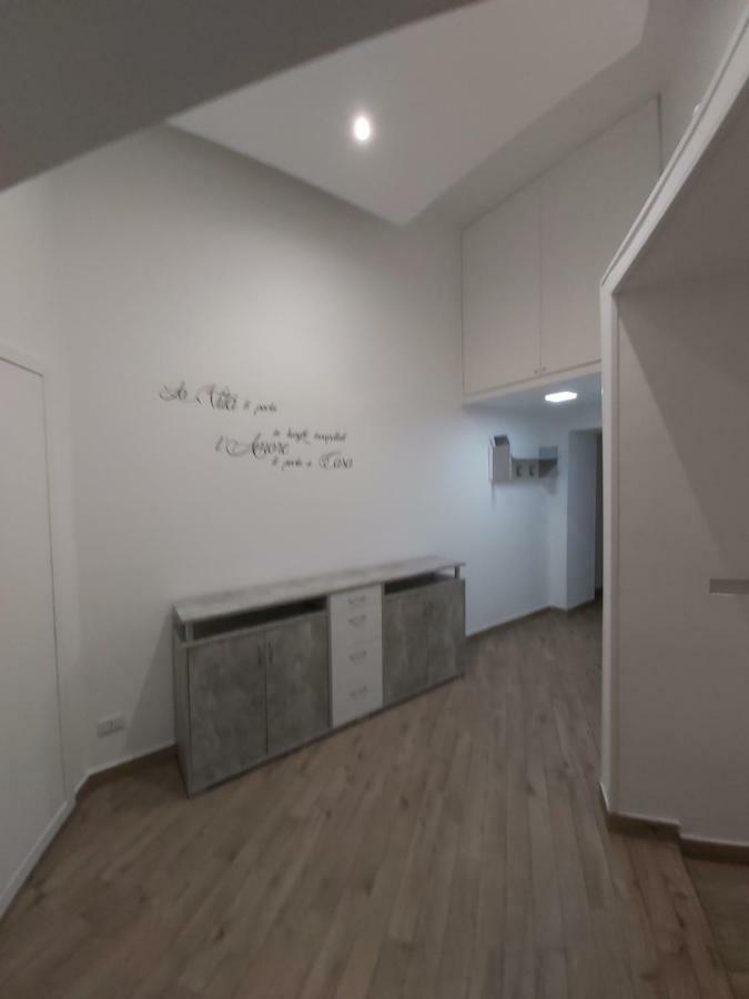 Dormire A Napoli Centro Holiday House Casa Vacanza Экстерьер фото