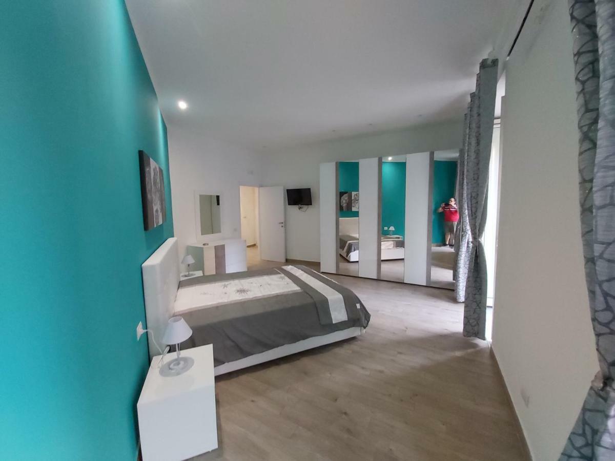 Dormire A Napoli Centro Holiday House Casa Vacanza Экстерьер фото
